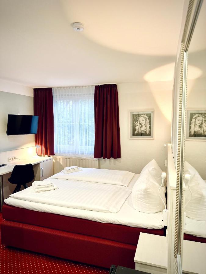 Hotel Brinckmansdorf Rostock Ngoại thất bức ảnh